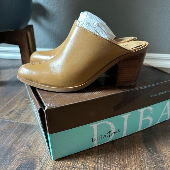 Diba True | No Vella Mule - Picture 5 of 9